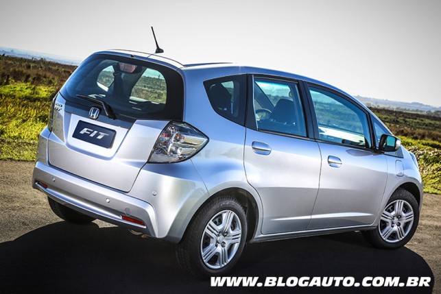 Quanto custa uma revisao do honda fit #4