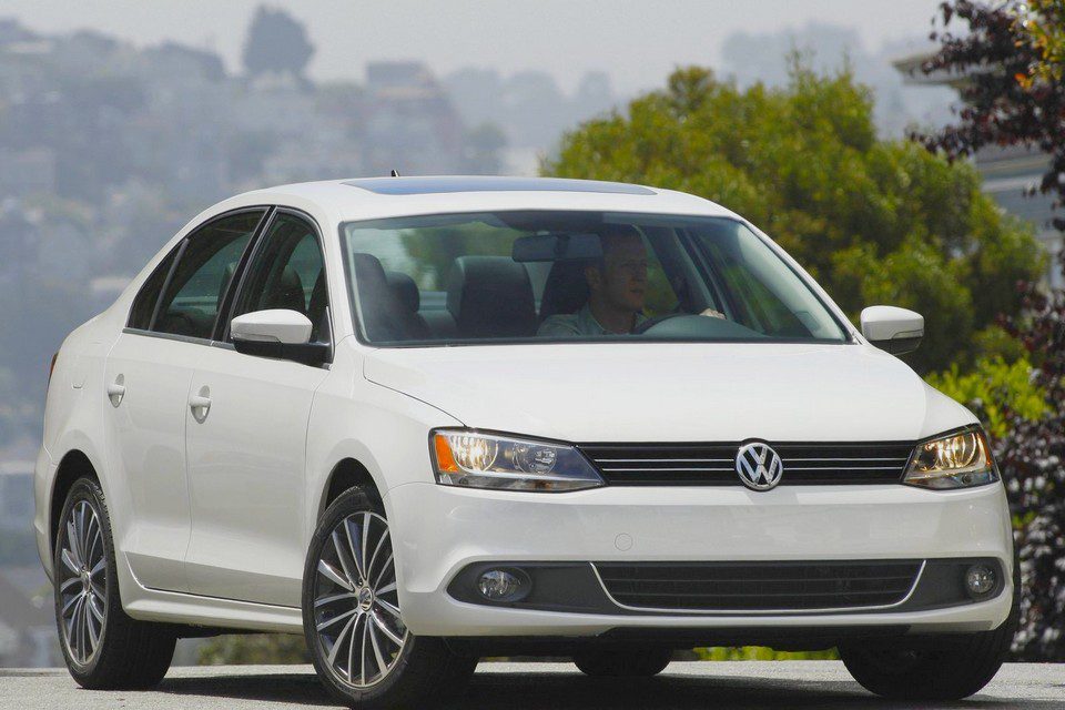 Volkswagen Jetta Highline some das concessionárias