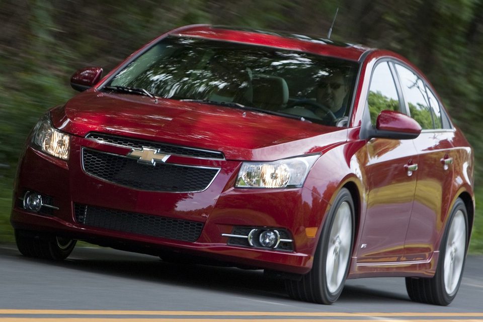 Chevrolet Cruze já pode ser reservado nas concessionárias a partir de R$ 66 mil