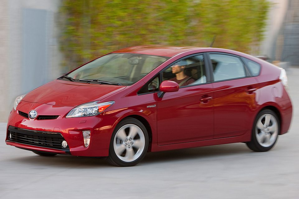 Toyota Prius tem chegada confirmada ao Brasil para 2012