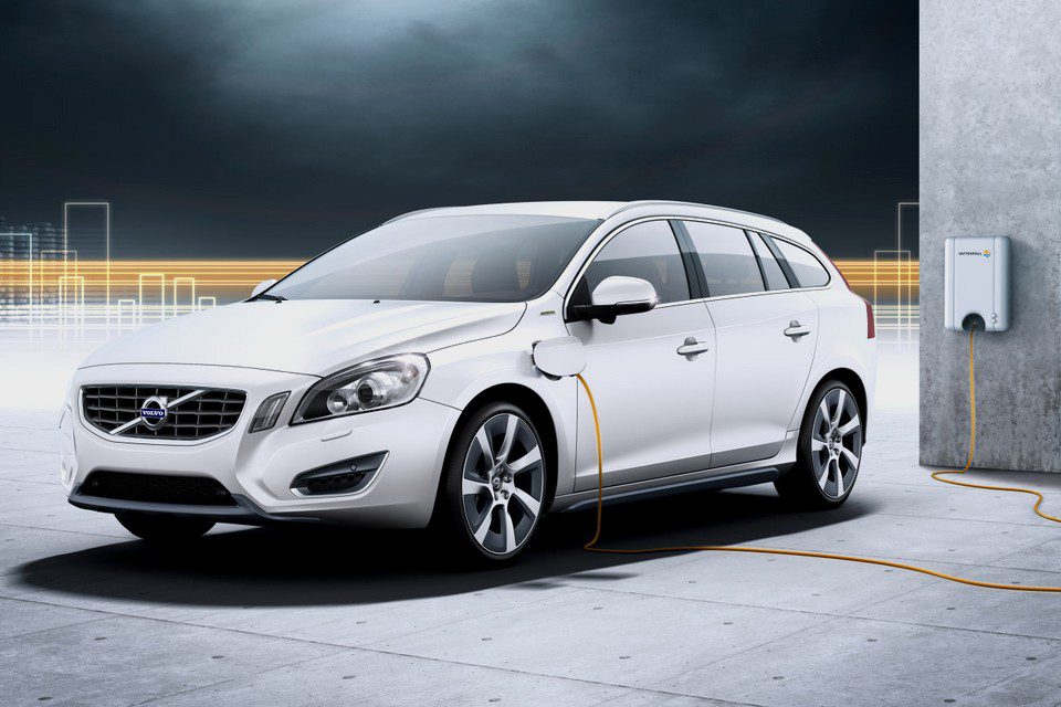 Volvo confirma vendas do V60 Plug-In Hybrid para 2012