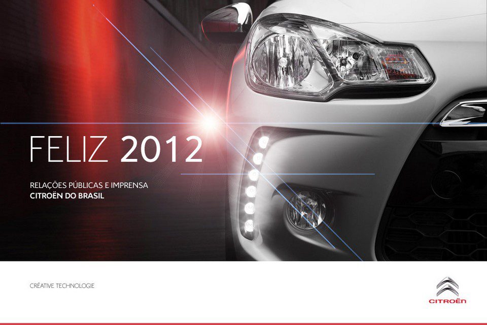 Citroën deseja feliz 2012 em imagem com o compacto DS3