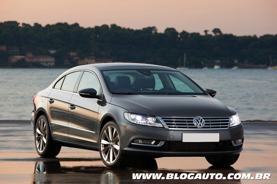 Volkswagen CC chega com novo visual e preço de R$ 208.024
