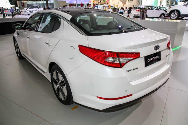 Kia Optima Hybrid 2013