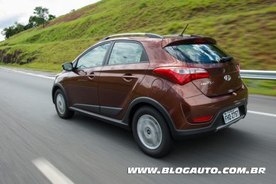 Hyundai HB20X 2014