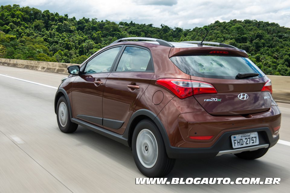 Hyundai HB20X 2014