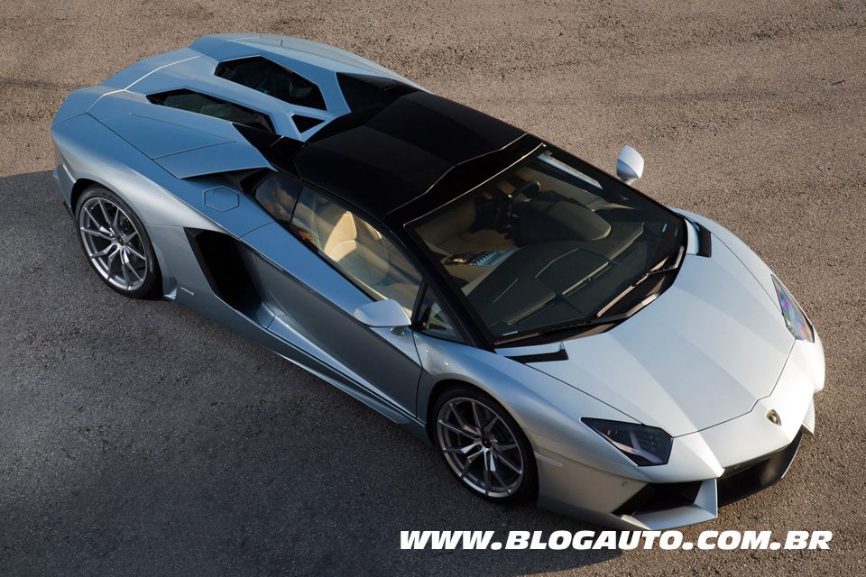 Lamborghini Aventador LP 700-4 Roadster