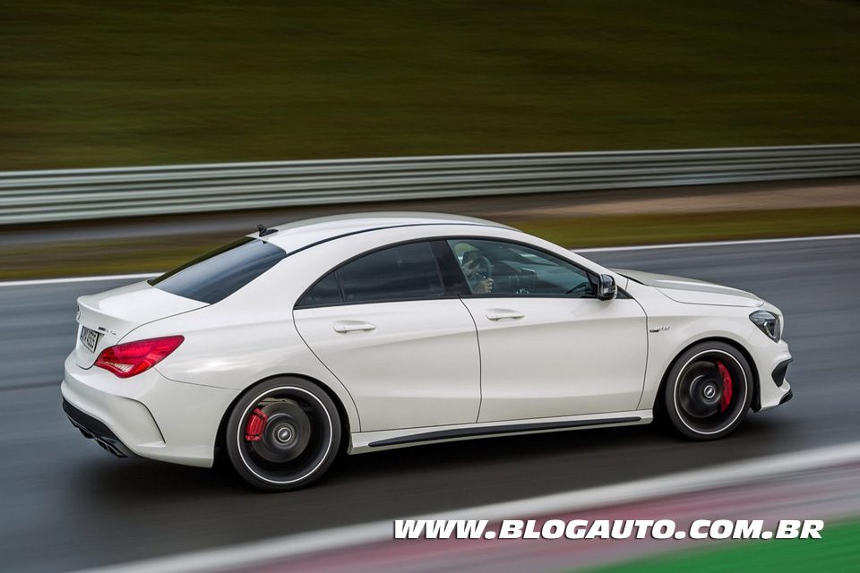 Mercedes-Benz CLA45 AMG