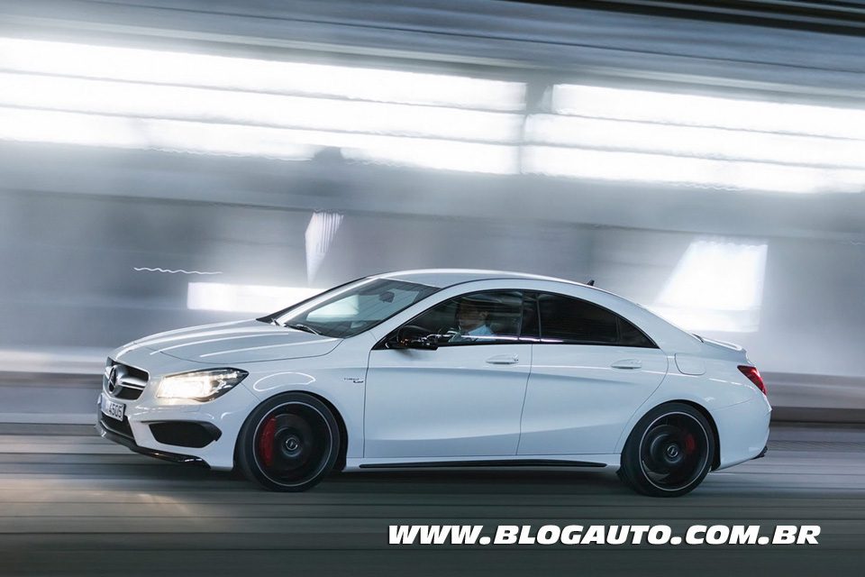 Mercedes-Benz CLA45 AMG