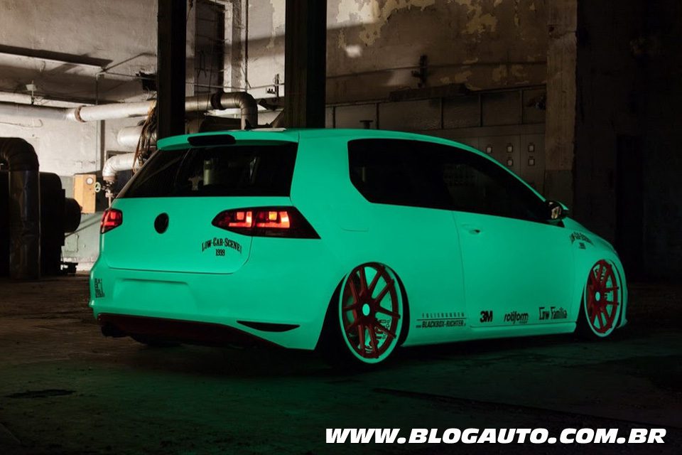 Volkswagen Golf VII fosforescente