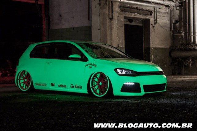 Volkswagen Golf VII fosforescente