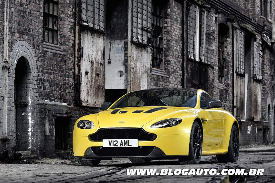 Aston Martin V12 Vantage S