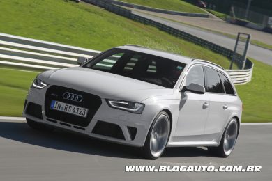 Audi RS4 Avant 2014