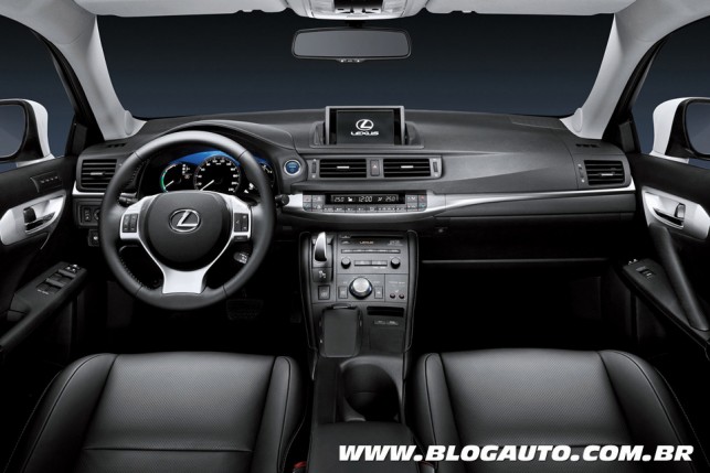 Lexus CT200h