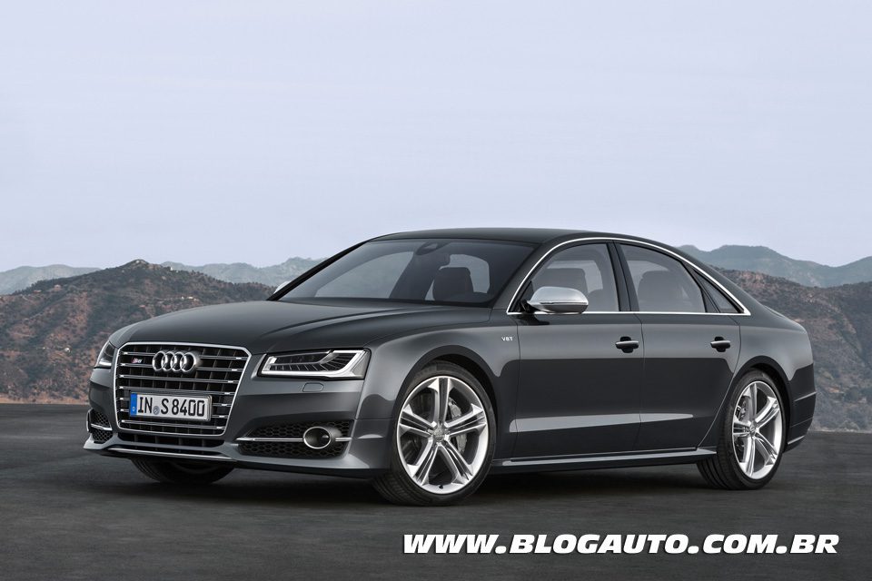 Audi S8 2014