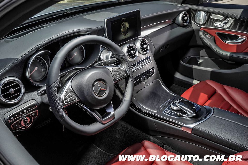 Mercedes-Benz Classe C 2015Mercedes-Benz Classe C 2015