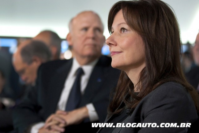 Mary Barra com Dan Akerson