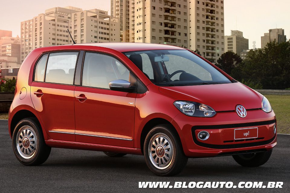 Volkswagen up! 2015 red up!