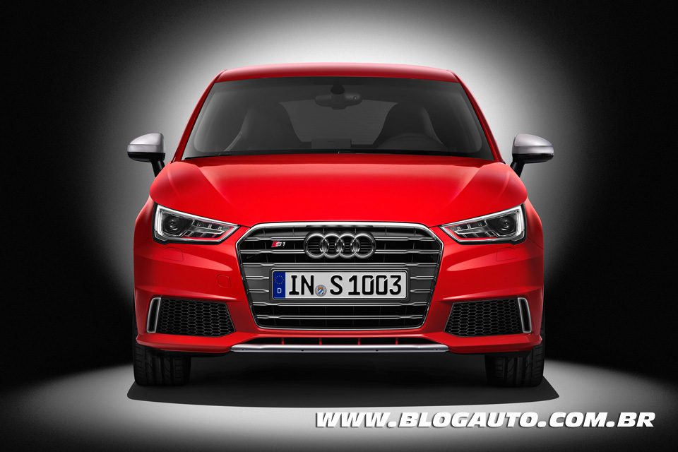 Audi S1 2015