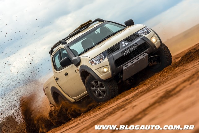 Mitsubishi L200 Triton Savana 20 anos