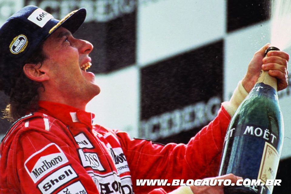 Ayrton Senna ganha homenagem em champagne de R$ 10 mil