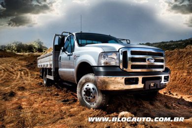 Ford F4000 2015 4x4 Prata