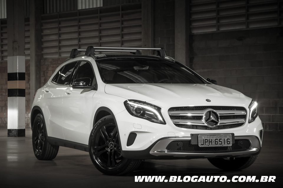 Mercedes-Benz GLA 200 2015