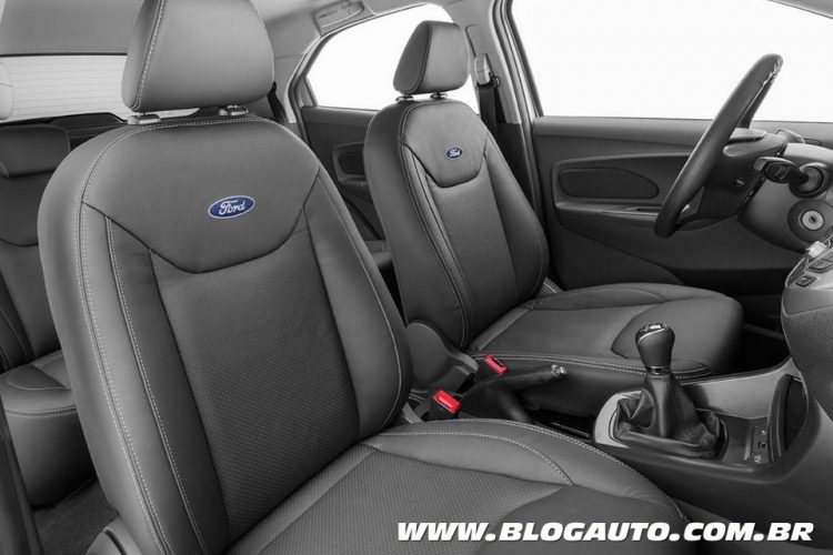 Ford Ka com bancos revestidos em couro