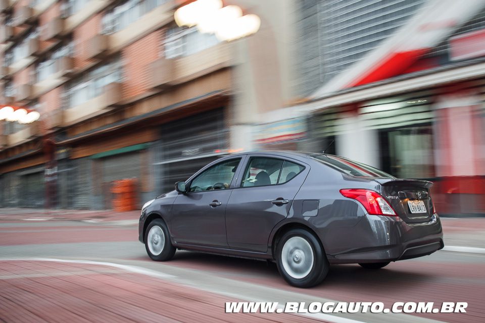 Nissan Versa 2016 1.0 S