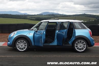 MINI Cooper 5 portas