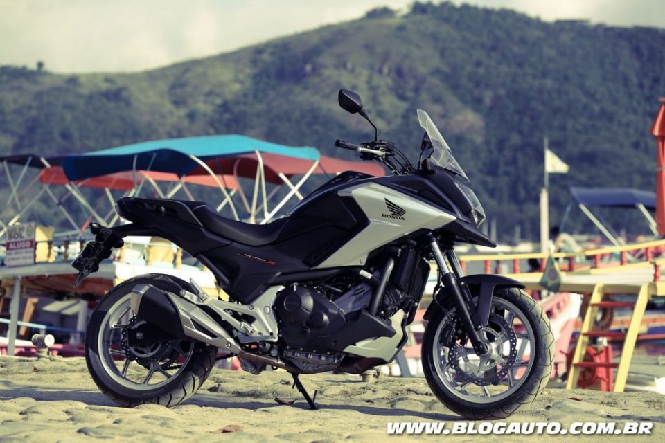 NC 700X é a nova moto 'crossover' da Honda - BlogAuto