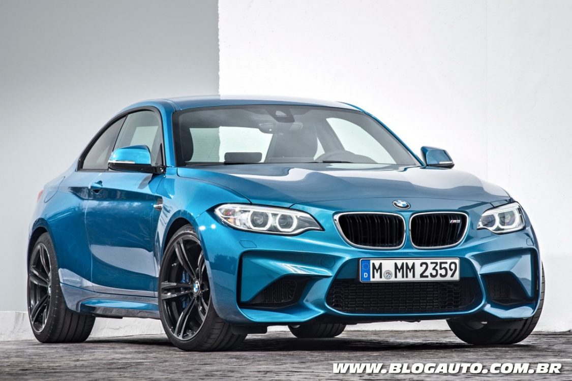 BMW M2 Coupé, de 370 cv, estreia por R$ 379.950