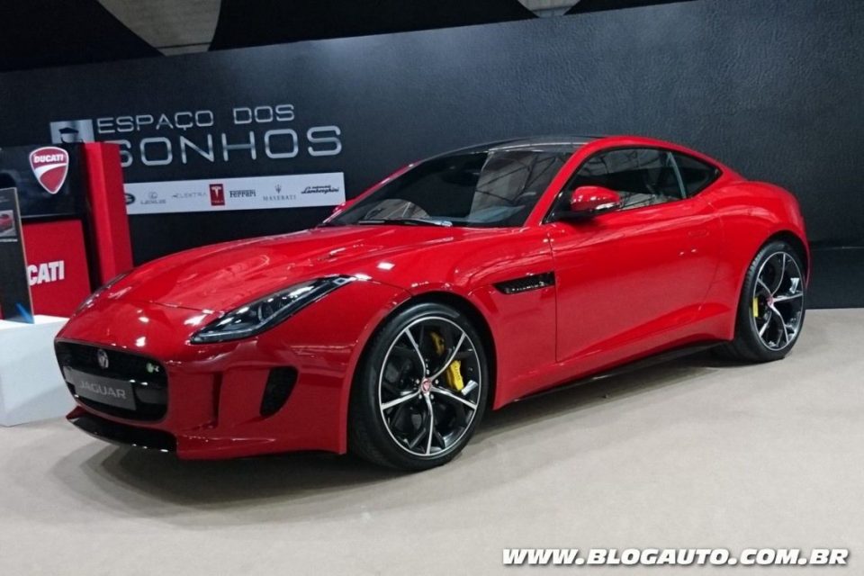 Jaguar F-Type R AWD