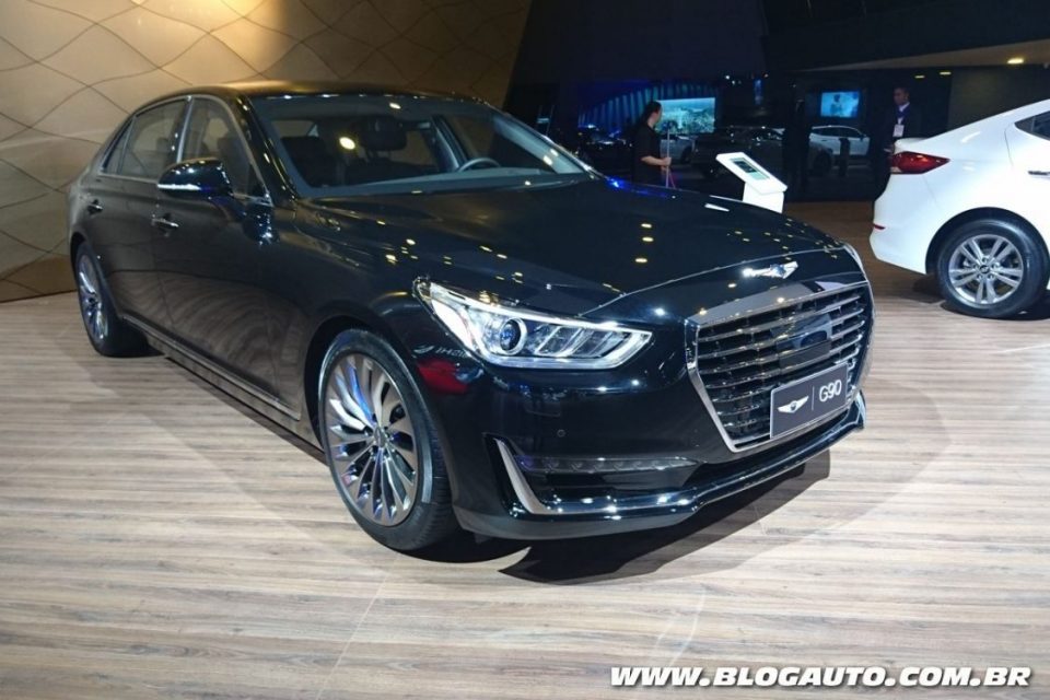 Genesis G90