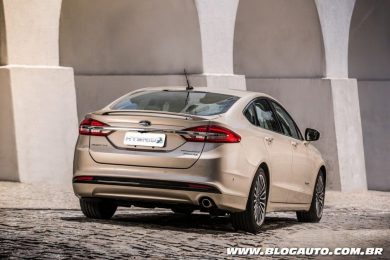 Ford Fusion Hybrid 2017