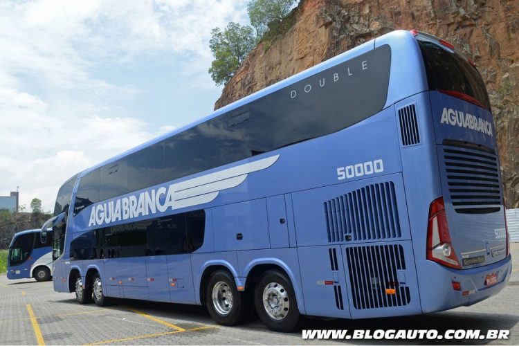 Mercedes-Benz O 500 RSDD 8x2 da Águia Branca