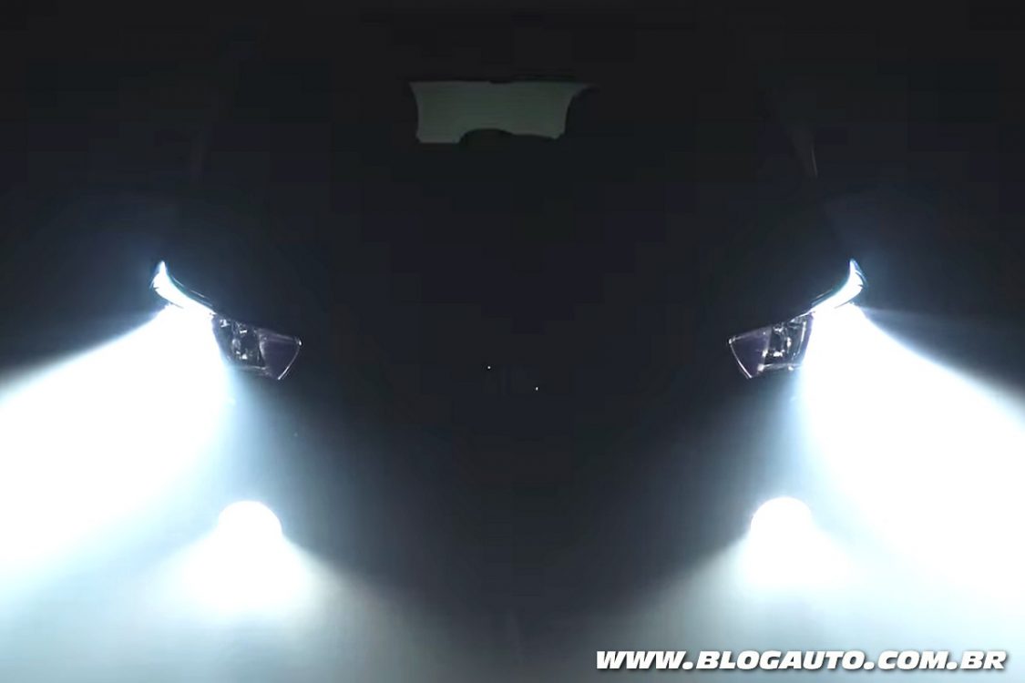 Fiat Argo 2018 revela parte do seu visual em vídeo
