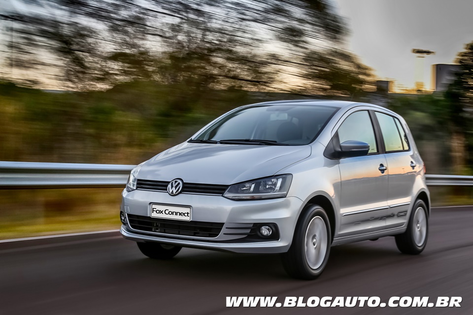 Volkswagen Fox Connect 2018 no embalo do up!