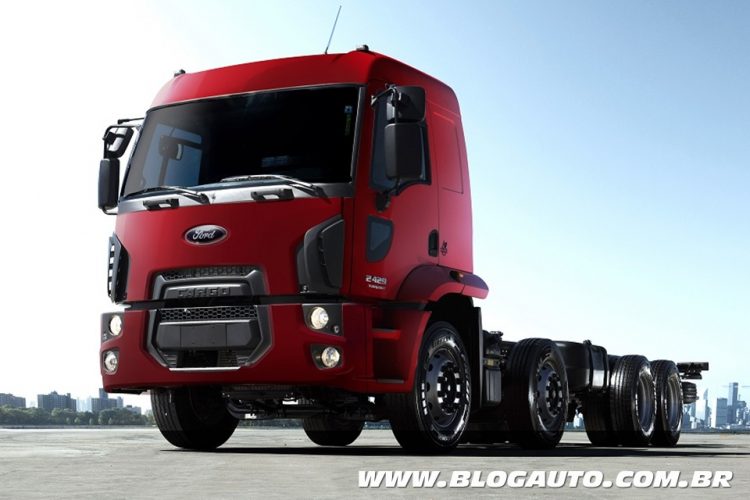 Ford Cargo Connect 8x2