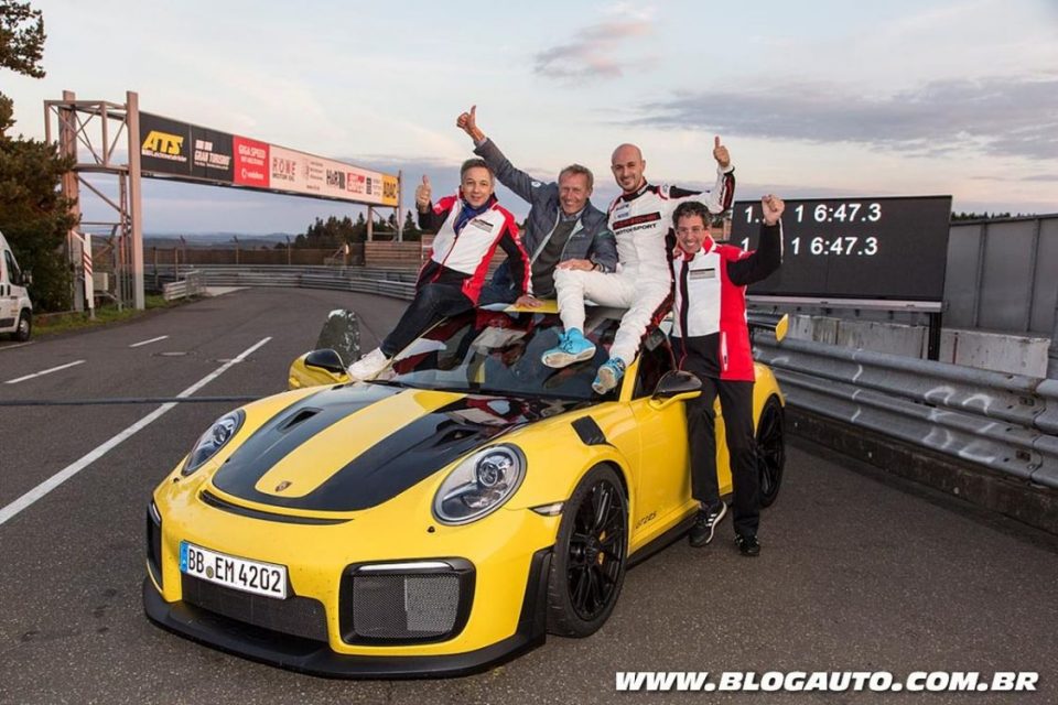 Porsche 911 GT2 RS em Nürburgring