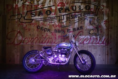 Royal Enfield Classic 500 personalizada pela Johnnie Wash