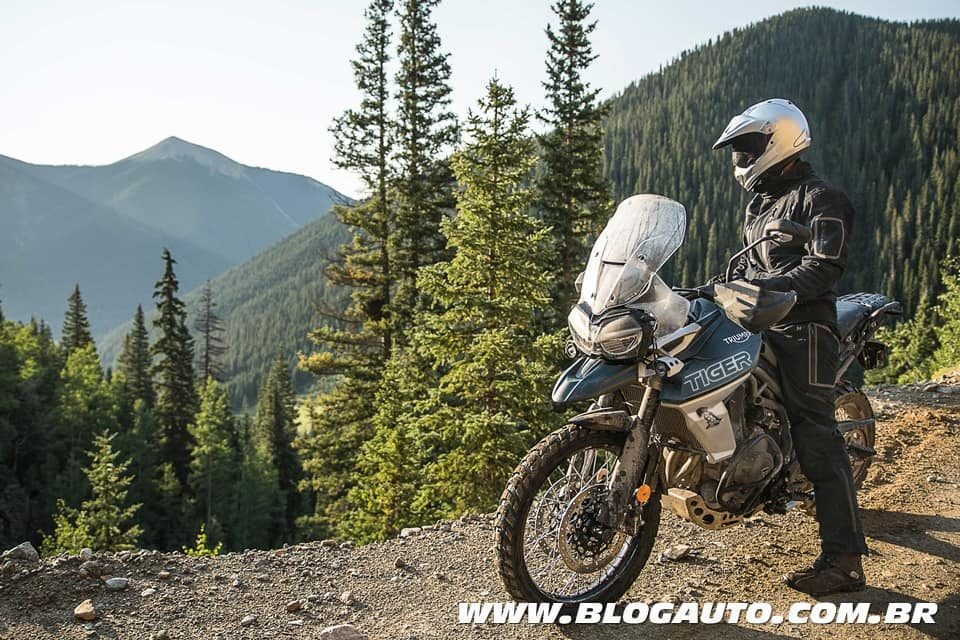 Triumph Tiger 800 e 1200 chegam ao Brasil remodeladas