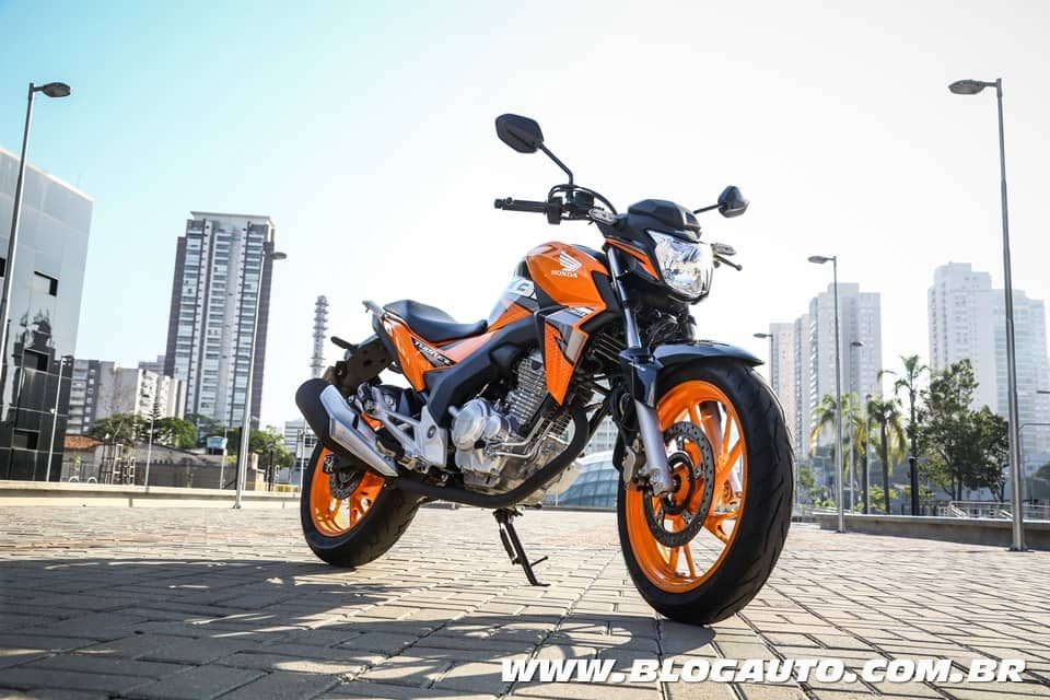 Honda Twister 2019 novas cores a partir de R$ 13.990