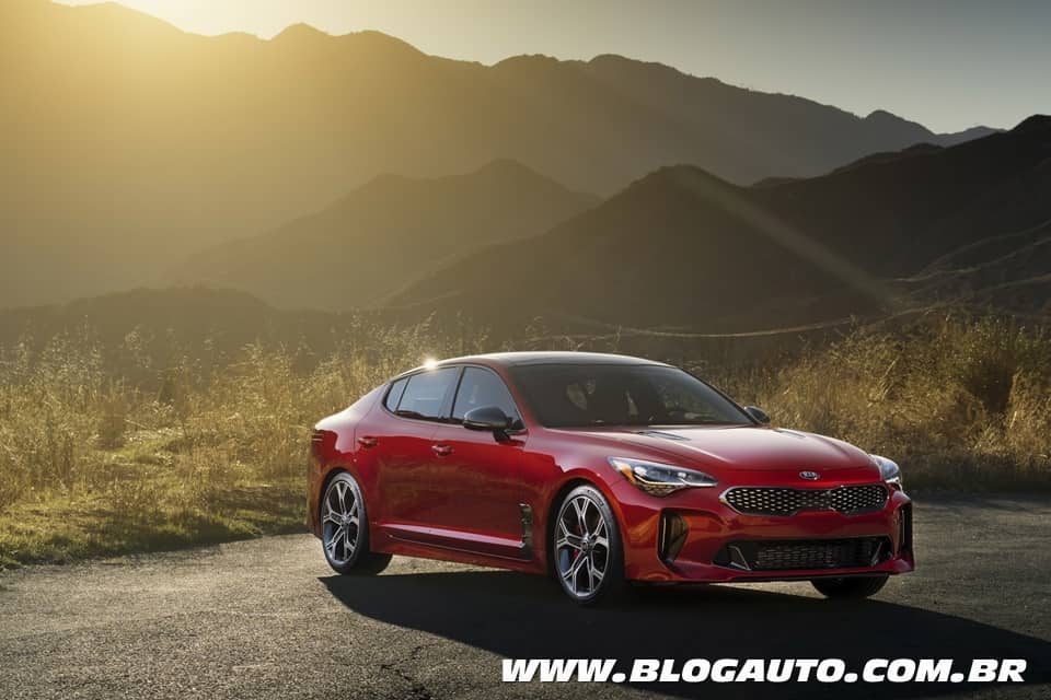 Kia stinger 370 лс