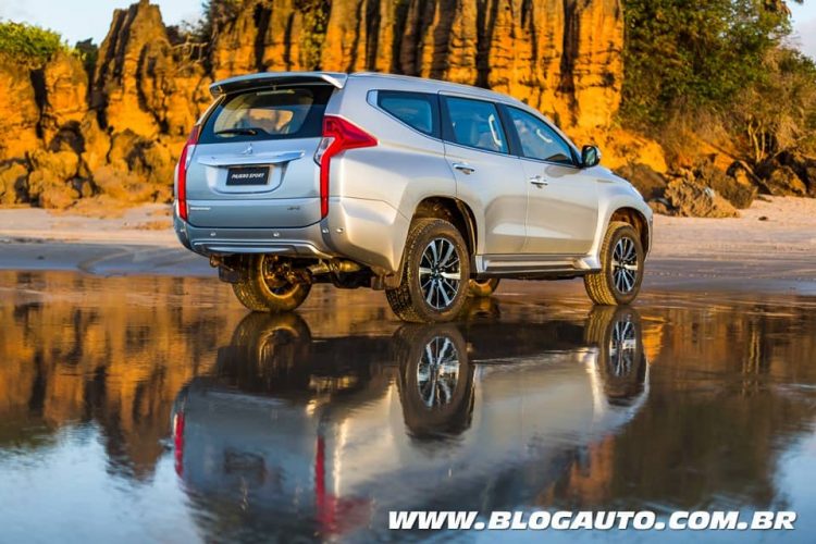 Mitsubishi Pajero Sport 2020