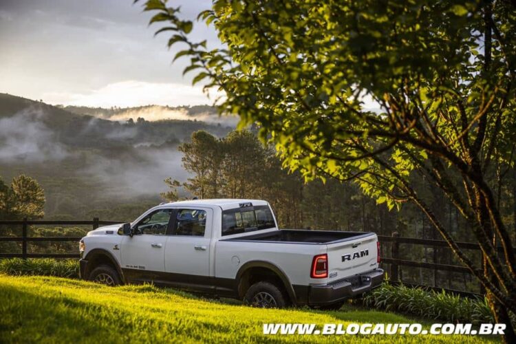 Ram 3500 a maior picape do Brasil chega a partir de R$ 484.990