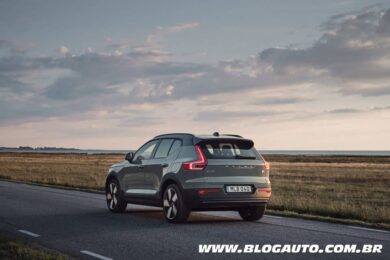 Volvo XC40 2023 elétrico recebe mesmo visual do irmão C40