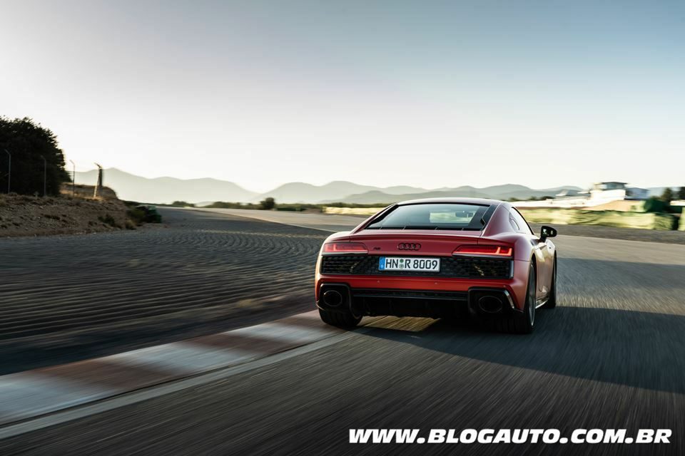 Audi R8 Performance 2023