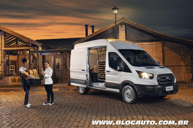 Ford Transit Furgão Automática 2023