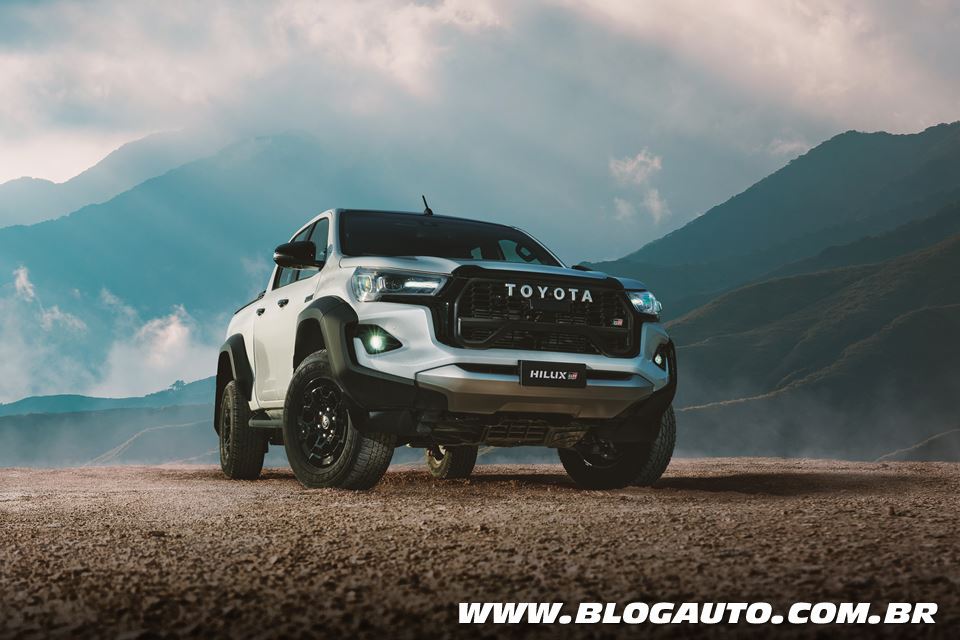 Toyota Hilux GR-Sport